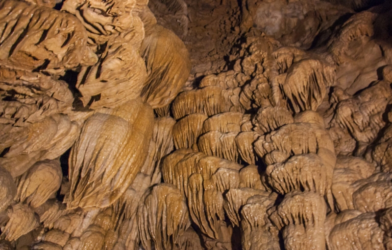 Monumento Nacional Cuevas de Oregon Acantilados de roca escénica